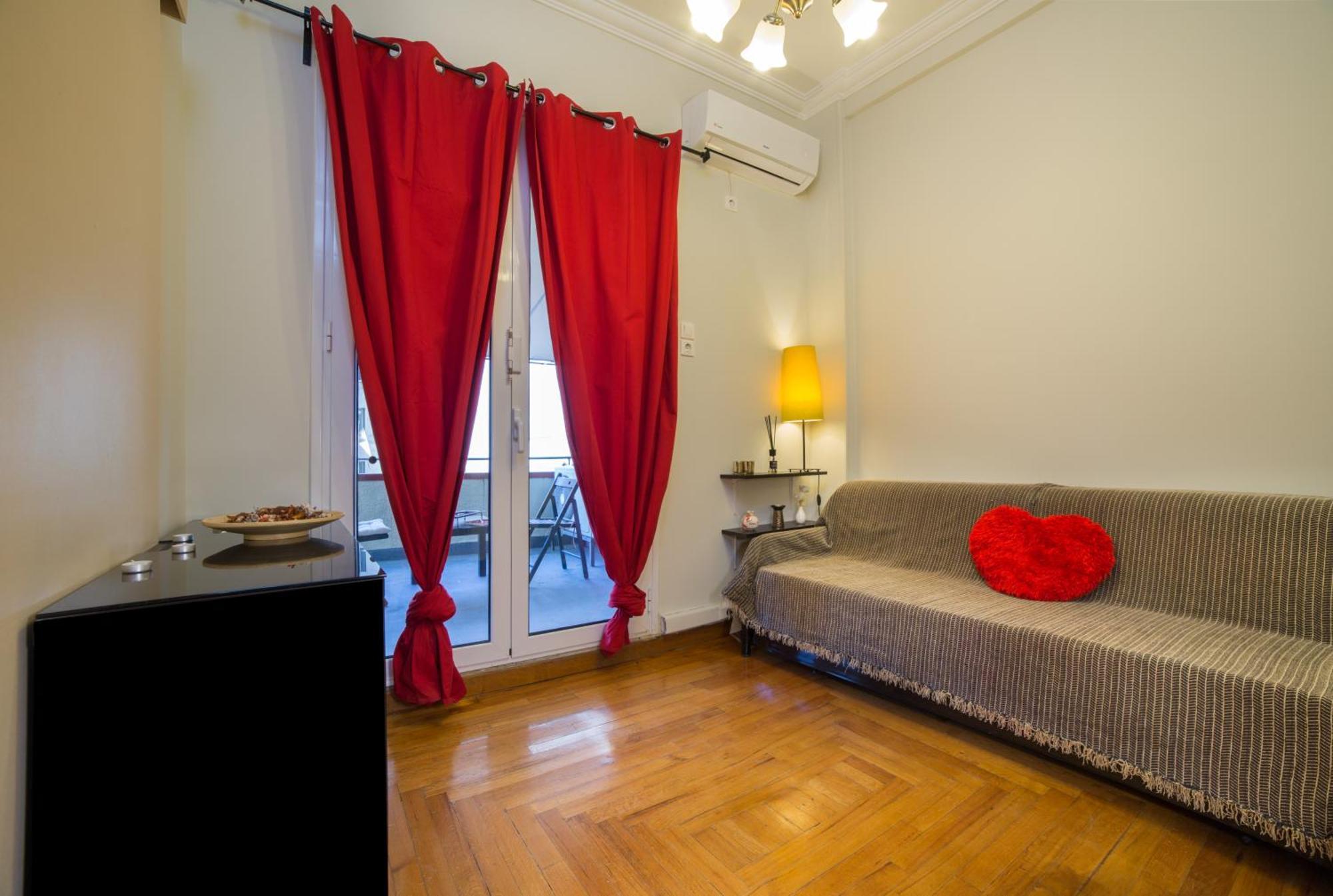 Downtown Quiet Apartment On A Pedestrian Street Ateny Zewnętrze zdjęcie